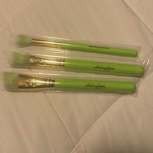 New SL Miss Glam 3pc brush set